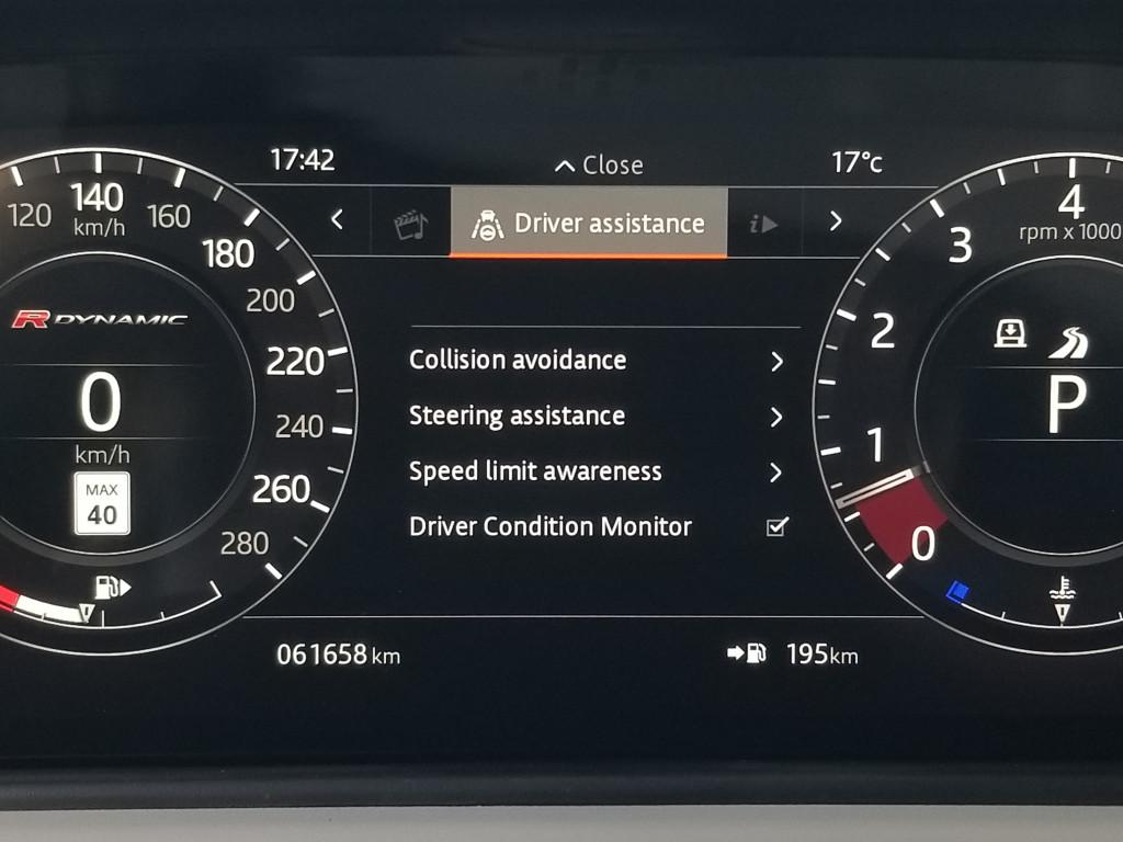 
								Land Rover Range Rover Velar R-Dynamic HSE full									