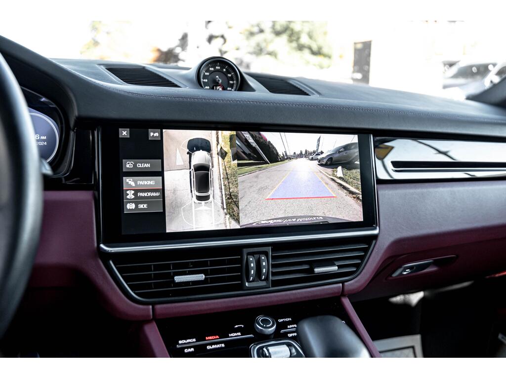 
								2021 Porsche Cayenne Coupe full									