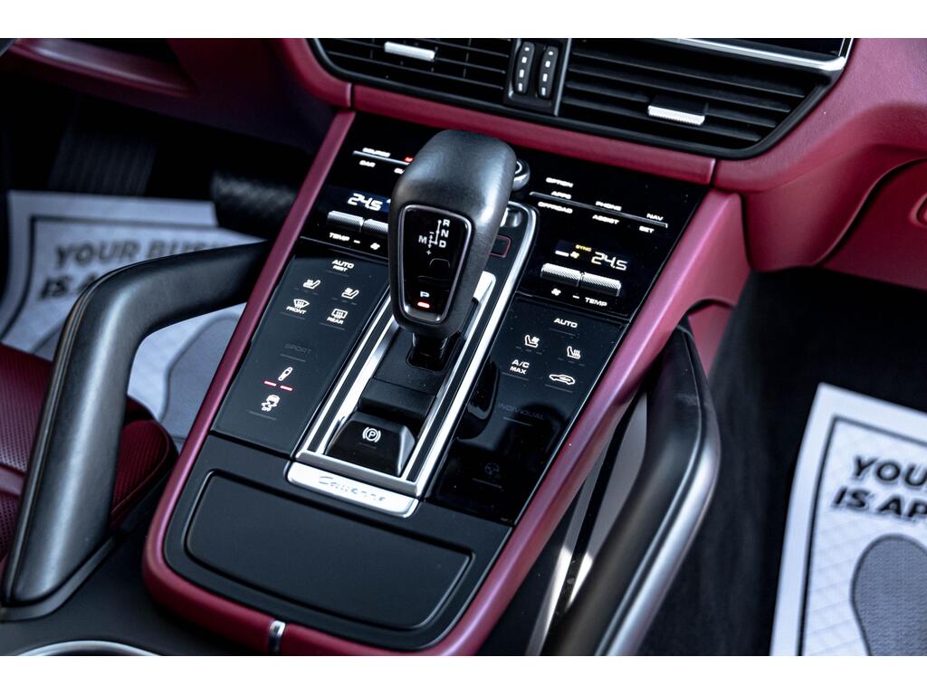 
								2021 Porsche Cayenne Coupe full									
