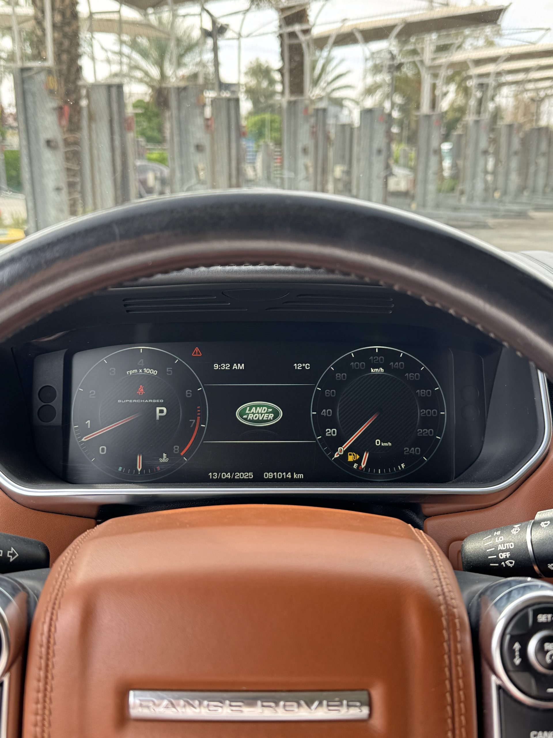 
								2014 Land Rover Range Rover Autobiography full									