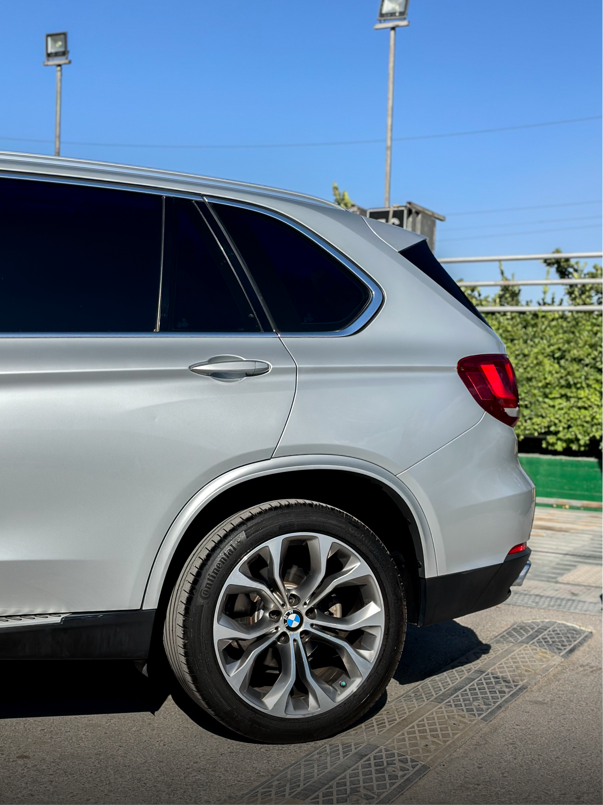 
								2017 BMW X5 xDrive35i Luxury full									