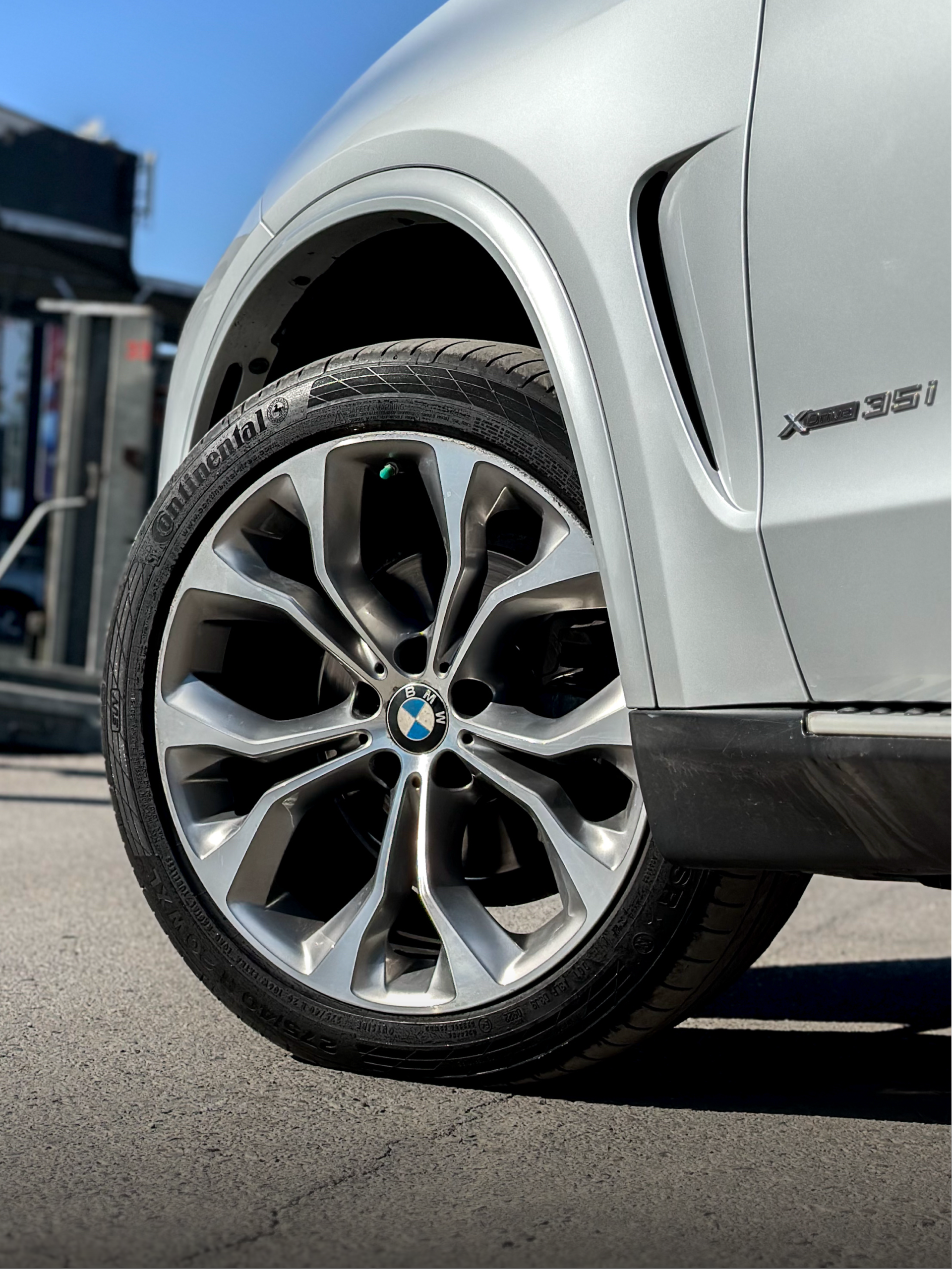 
								2017 BMW X5 xDrive35i Luxury full									