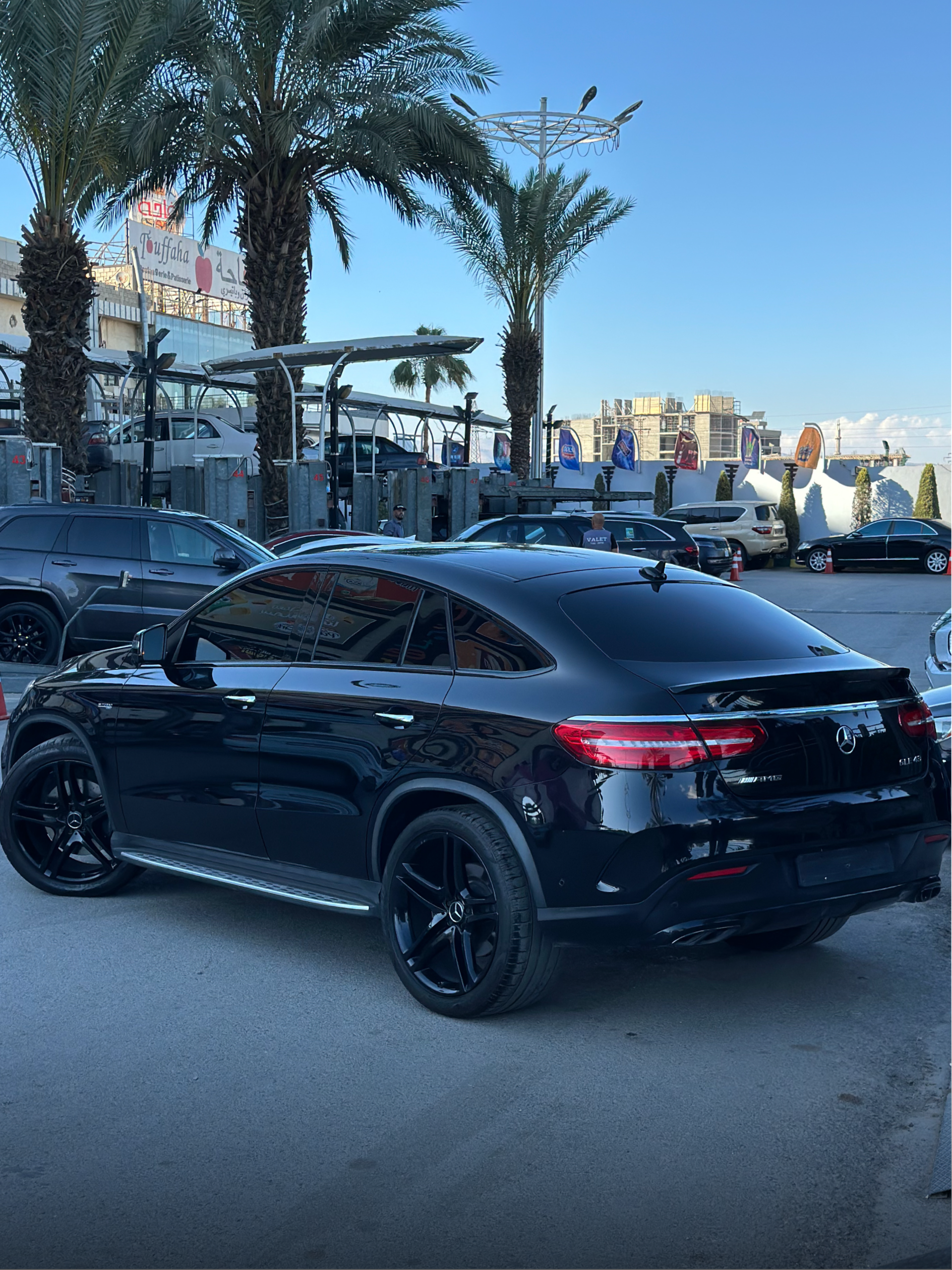 
								2018 Mercedes-Benz GLE43 Coupe full									