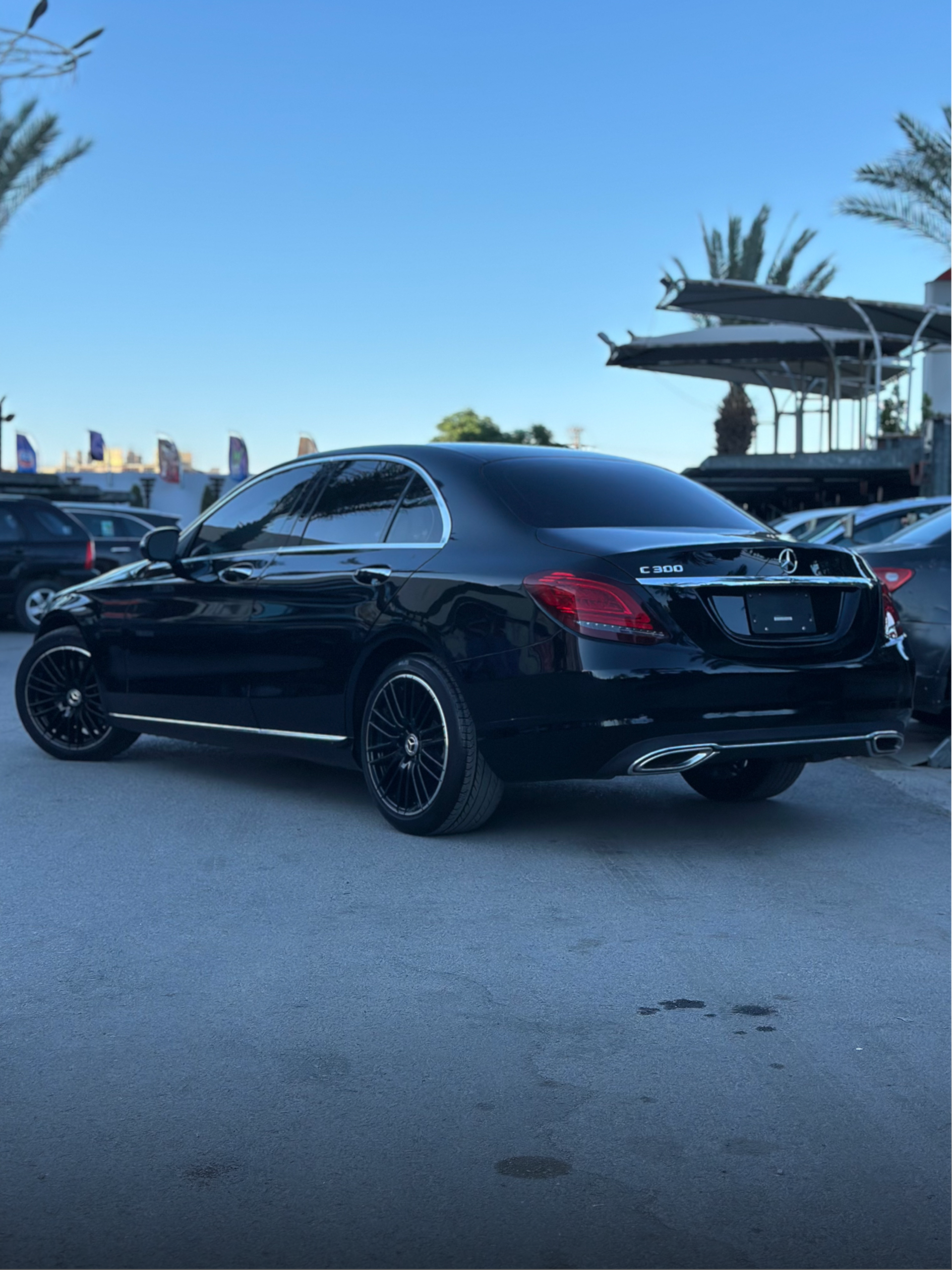
								2020 Mercedes-Benz C300 full									