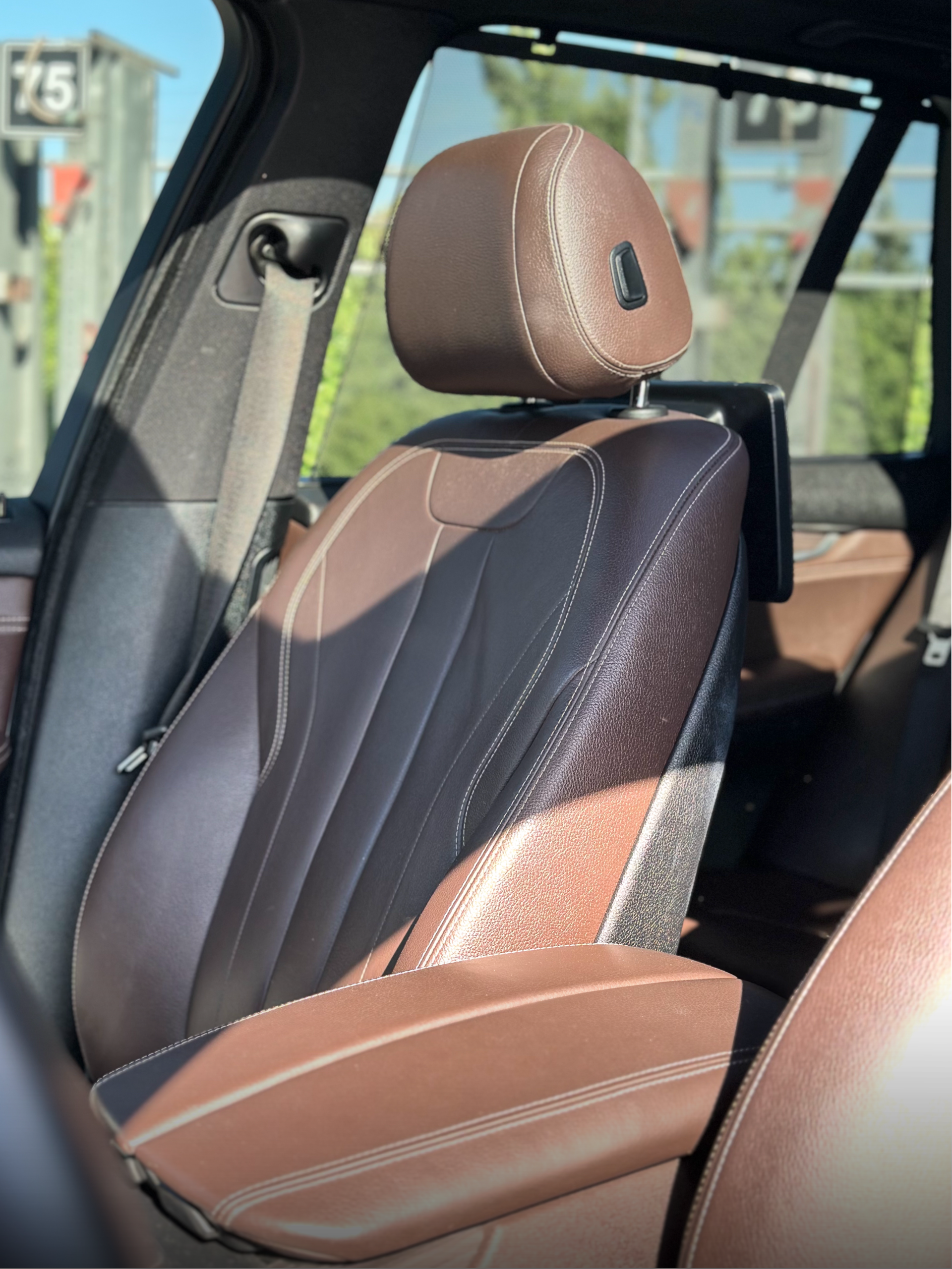 
								2017 BMW X5 xDrive35i Luxury full									
