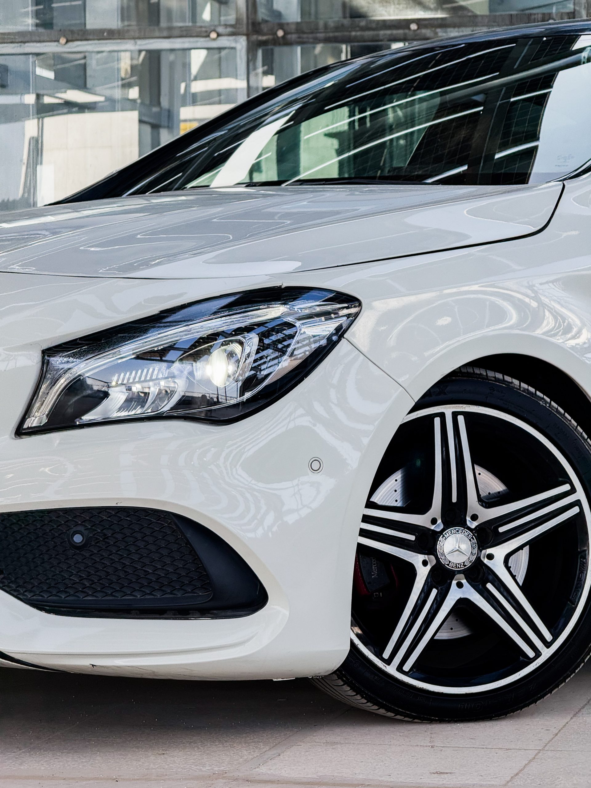 
								2018 Mercedes-Benz CLA250 4-Matic full									