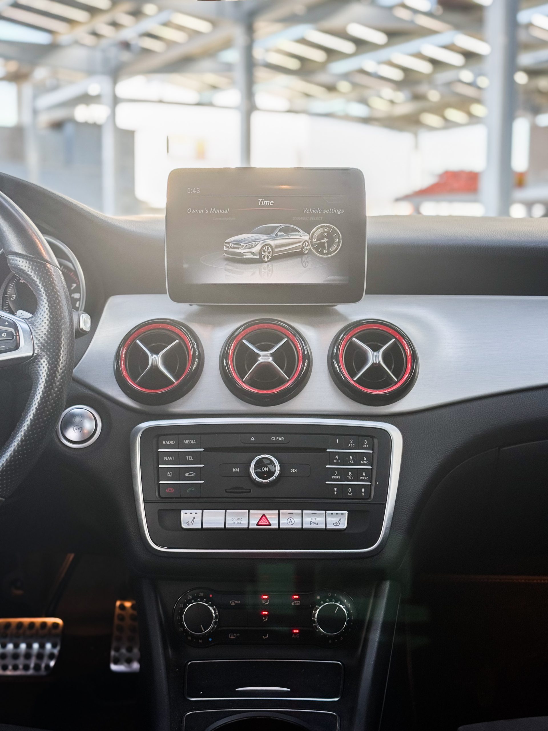 
								2018 Mercedes-Benz CLA250 4-Matic full									