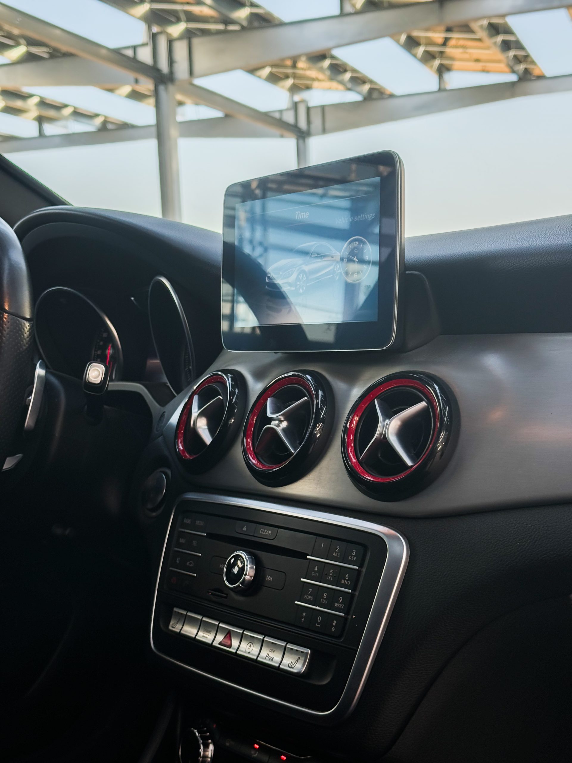 
								2018 Mercedes-Benz CLA250 4-Matic full									