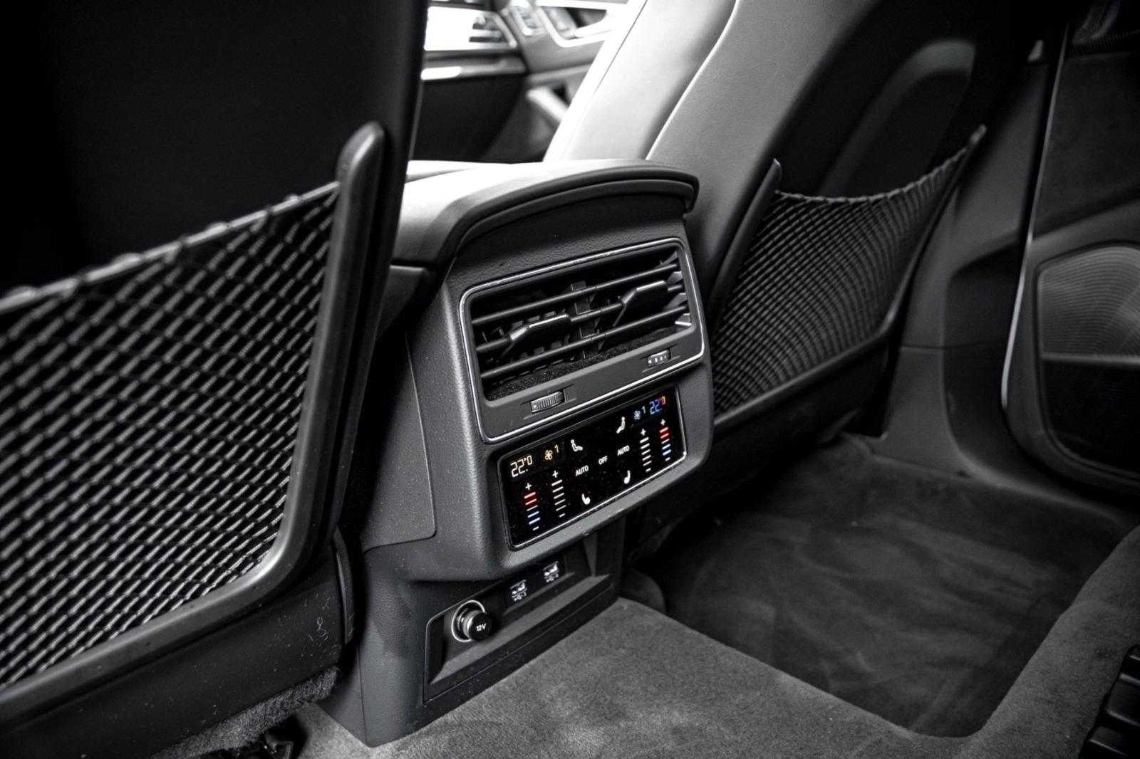 
								2020 Audi SQ8 Premium Plus full									