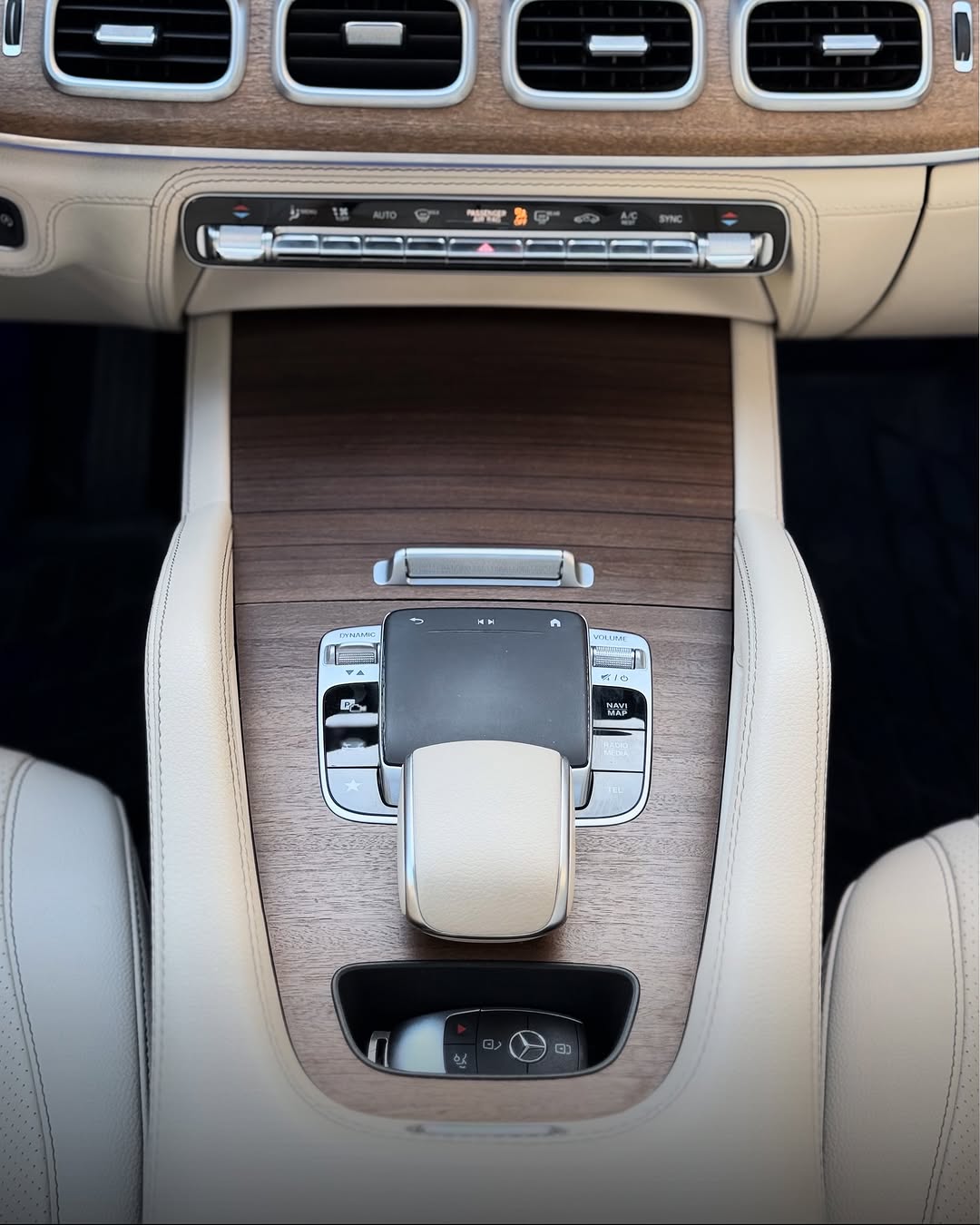 
								2020 Mercedes Benz GLE450 4-Matic full									