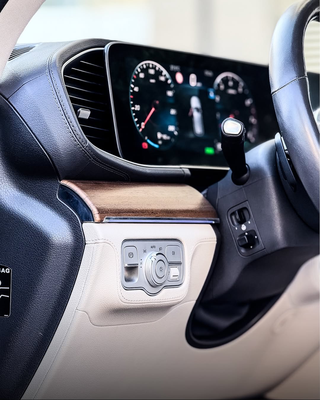 
								2020 Mercedes Benz GLE450 4-Matic full									