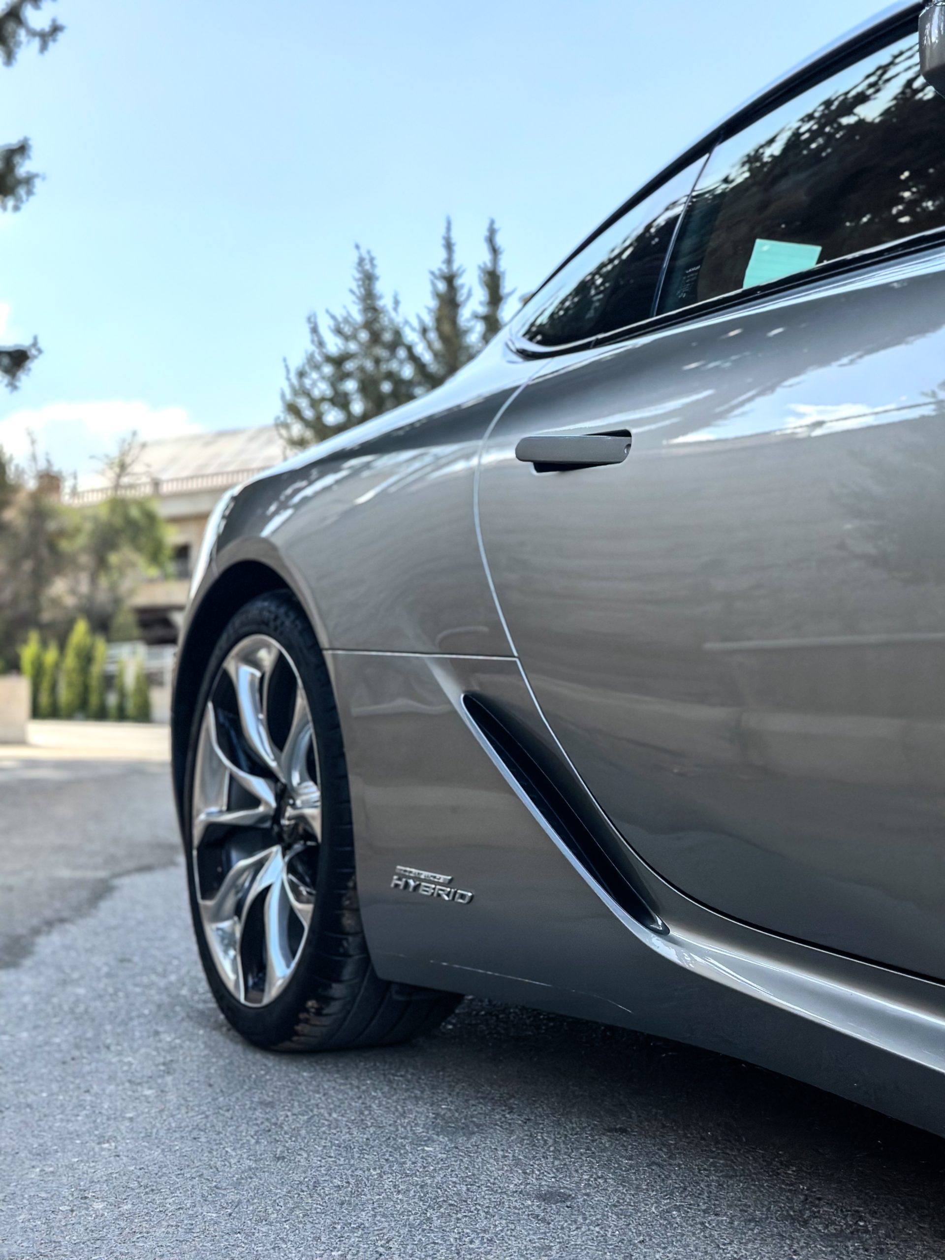 
								2021 Lexus LC500h full									