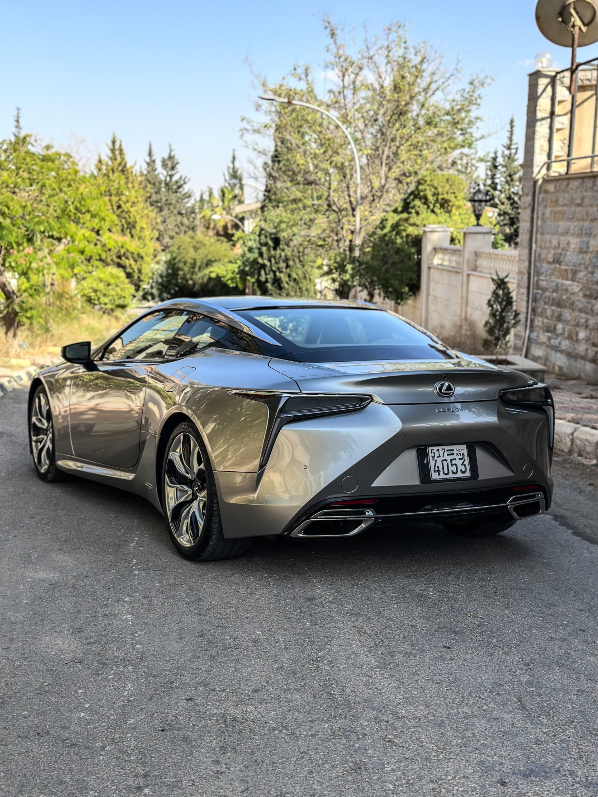 
								2021 Lexus LC500h full									