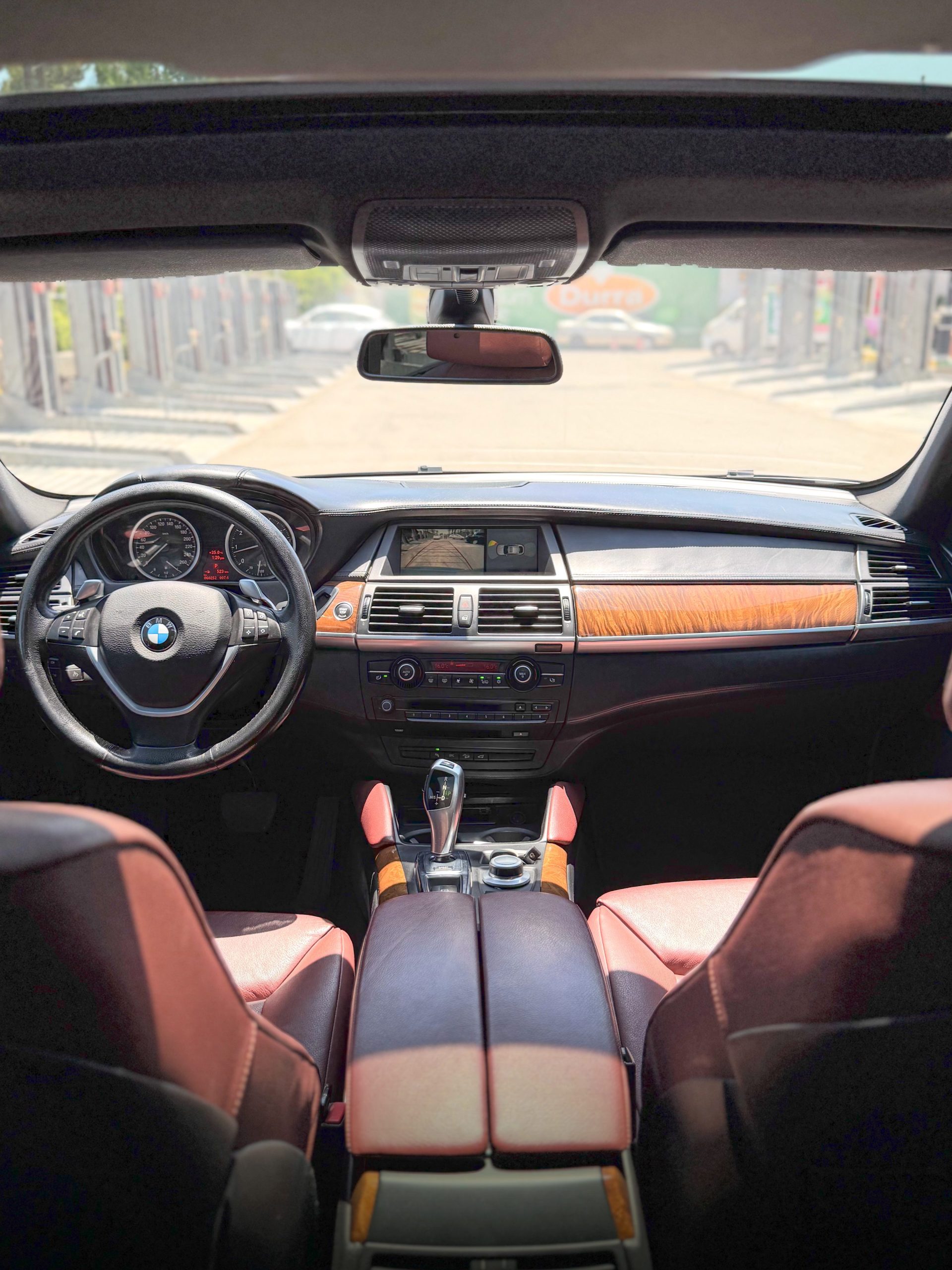 
								2008 BMW X6 50i full									