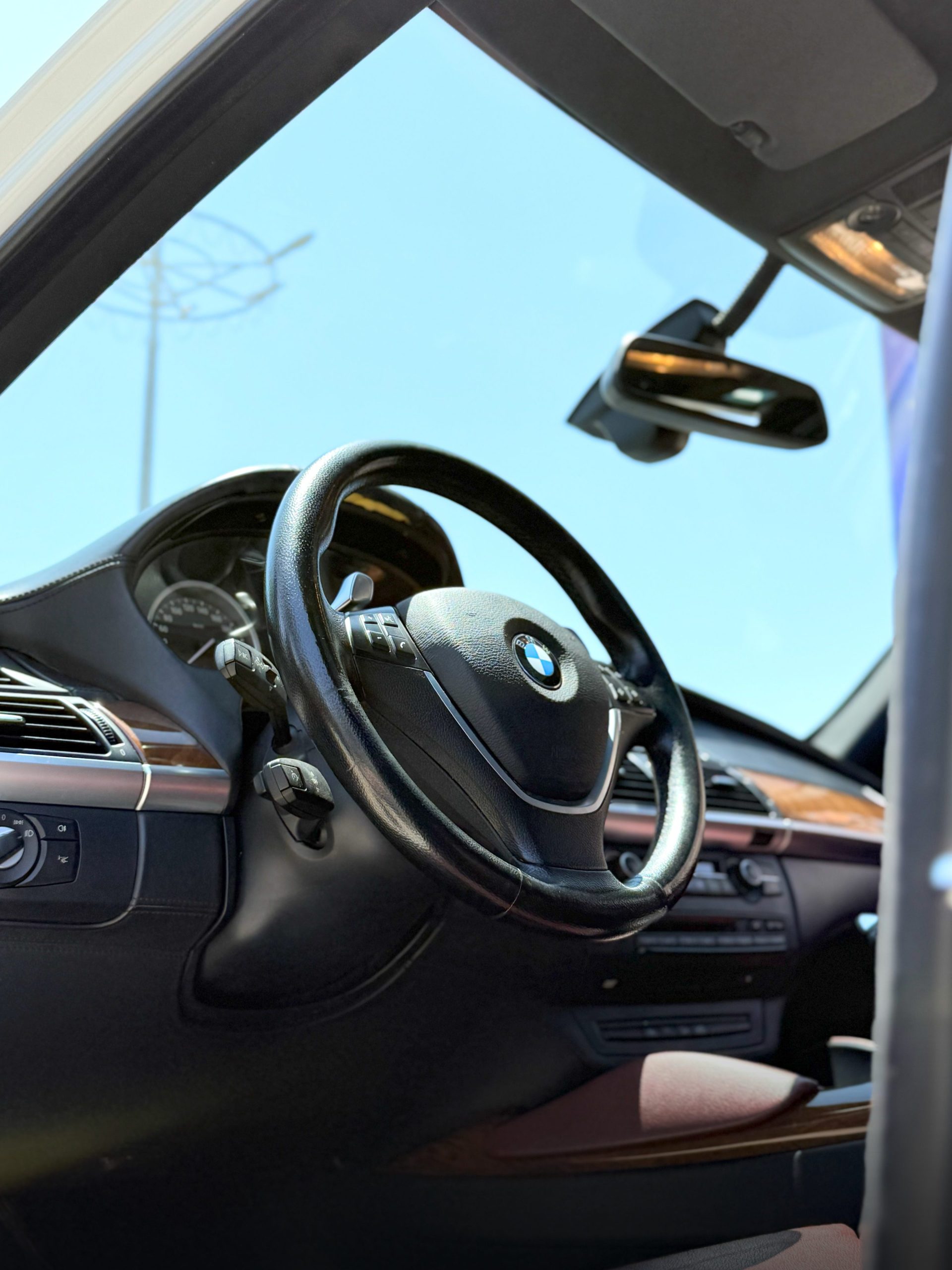 
								2008 BMW X6 50i full									