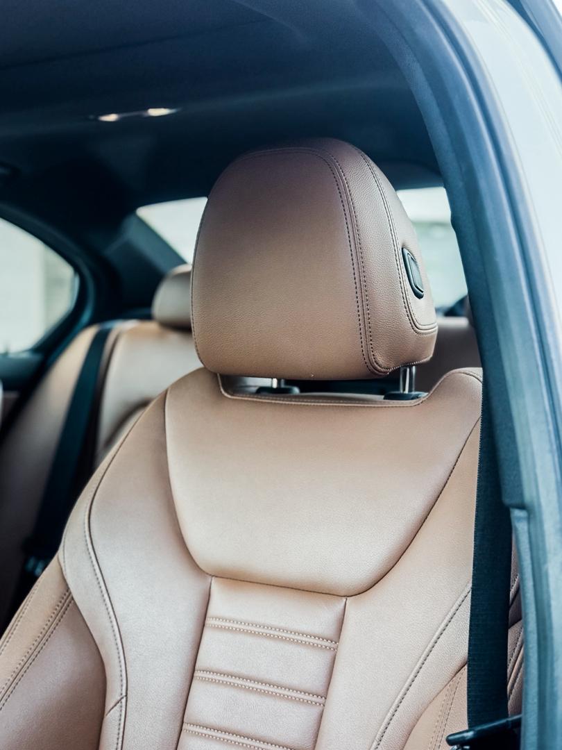 
								BMW 3-Series M340i xDrive full									