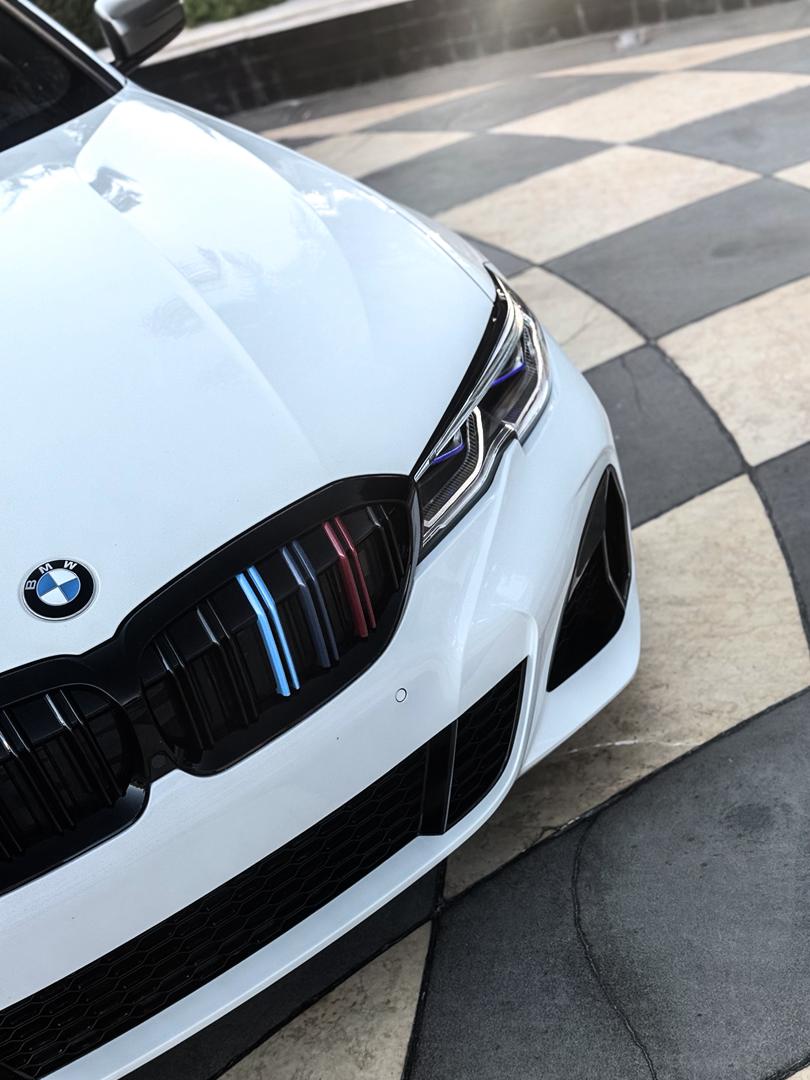 
								BMW 3-Series M340i xDrive full									