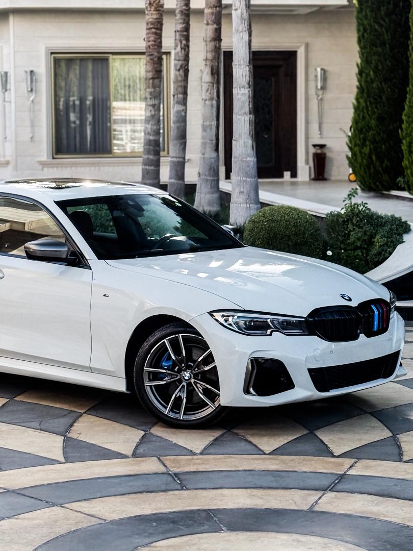 
								BMW 3-Series M340i xDrive full									