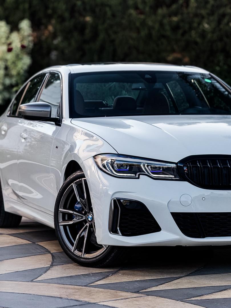 
								BMW 3-Series M340i xDrive full									