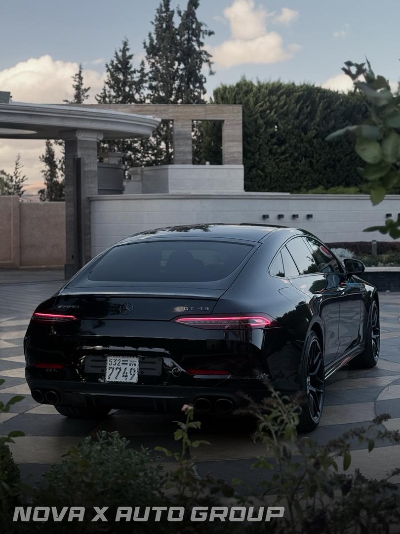
								2022 Mercedes-Benz AMG GT43 4-Door 4Matic PLUS full									