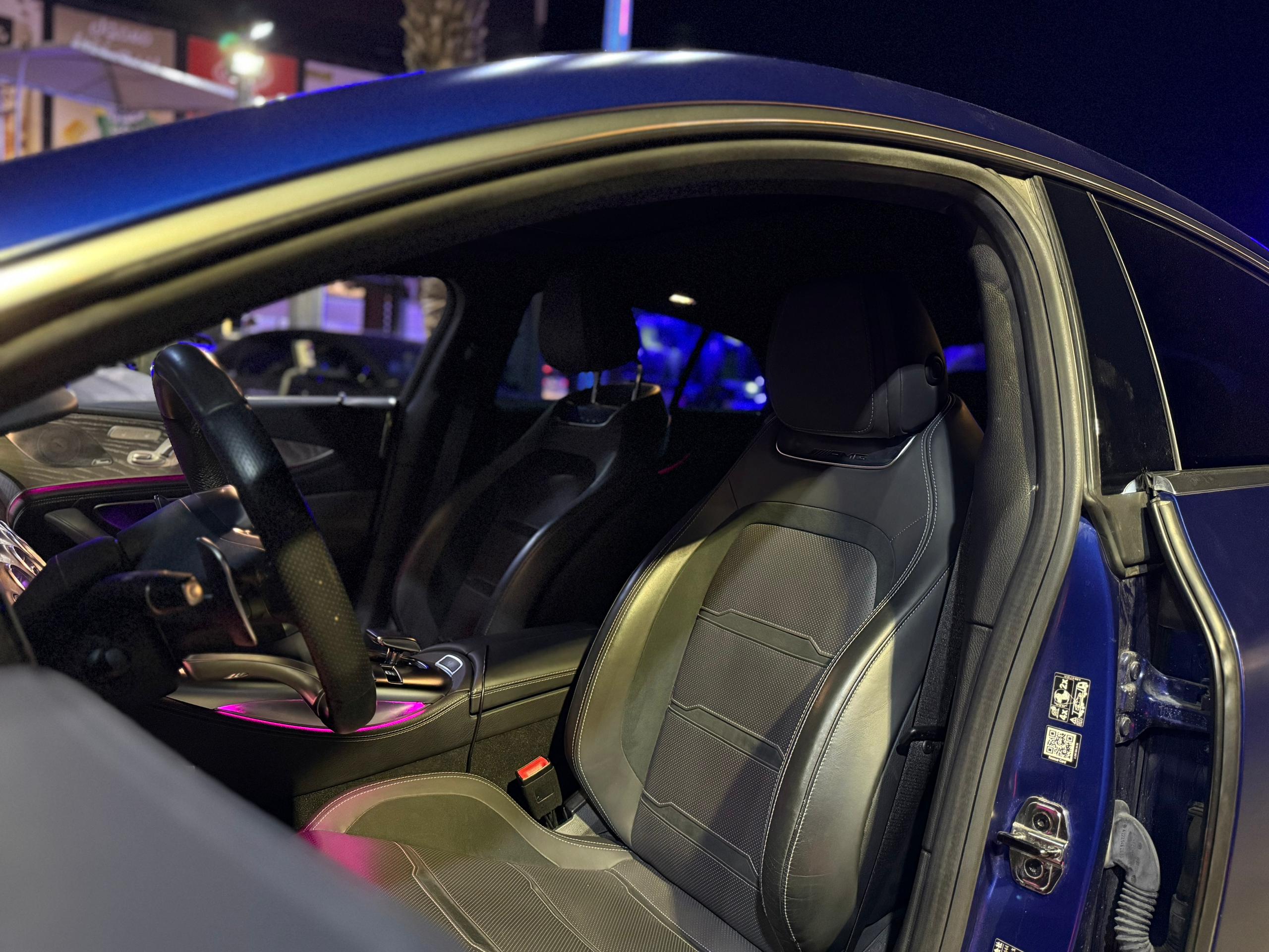 
								2019 Mercedes-Benz AMG GT43 4-Door 4Matic PLUS full									