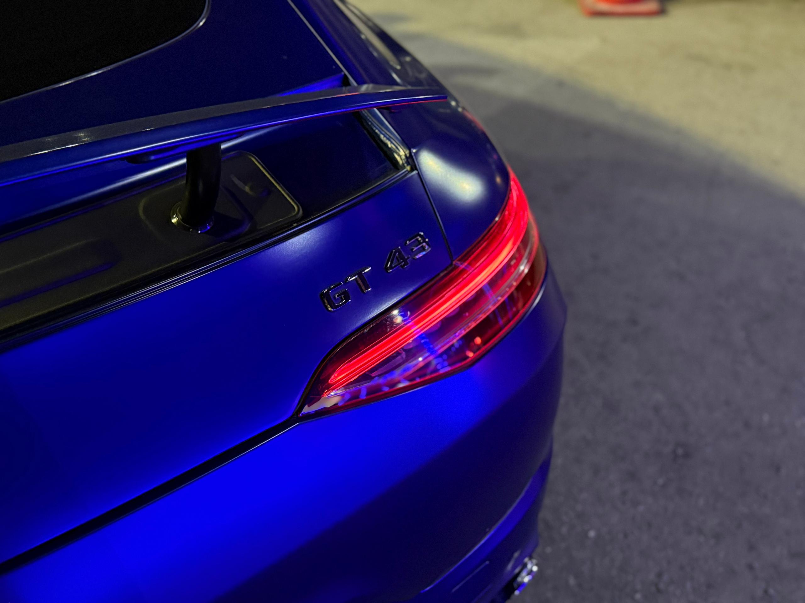 
								2019 Mercedes-Benz AMG GT43 4-Door 4Matic PLUS full									