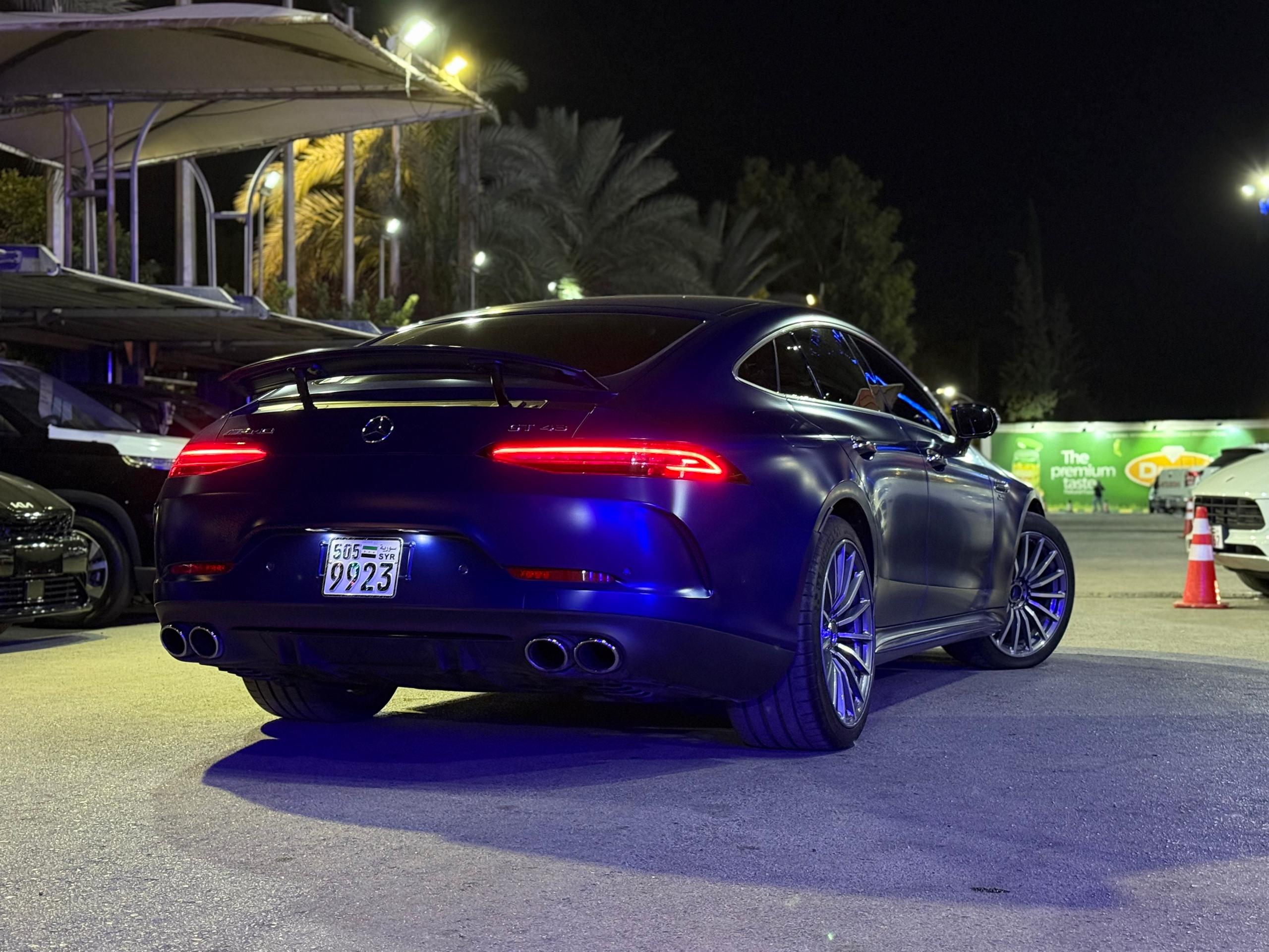 
								2019 Mercedes-Benz AMG GT43 4-Door 4Matic PLUS full									