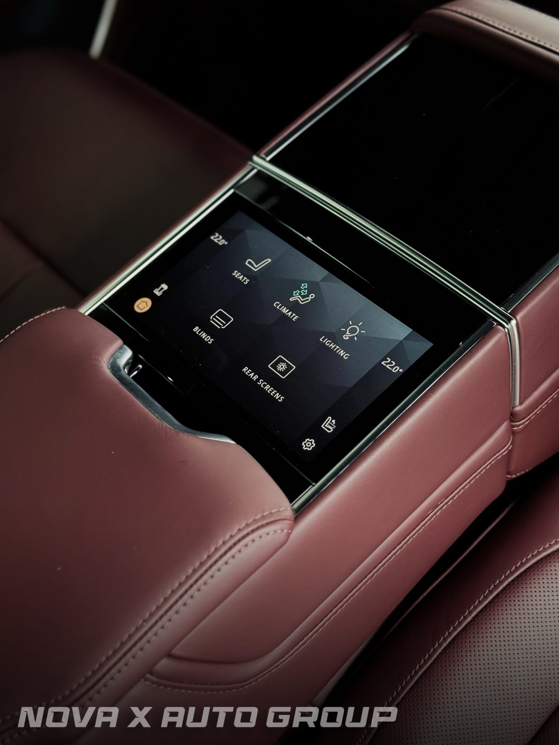 
								2023 Land Rover Range Rover Autobiography full									