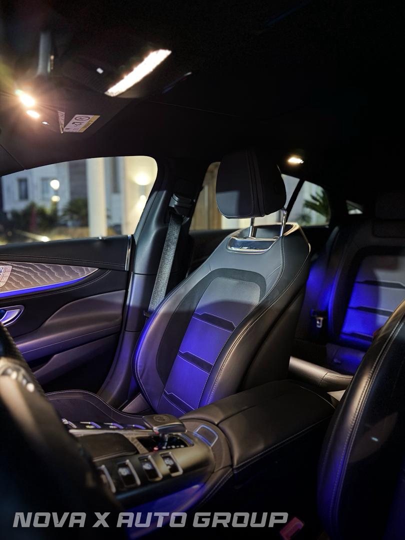 
								2019 Mercedes-Benz AMG GT43 4-Door 4Matic PLUS full									