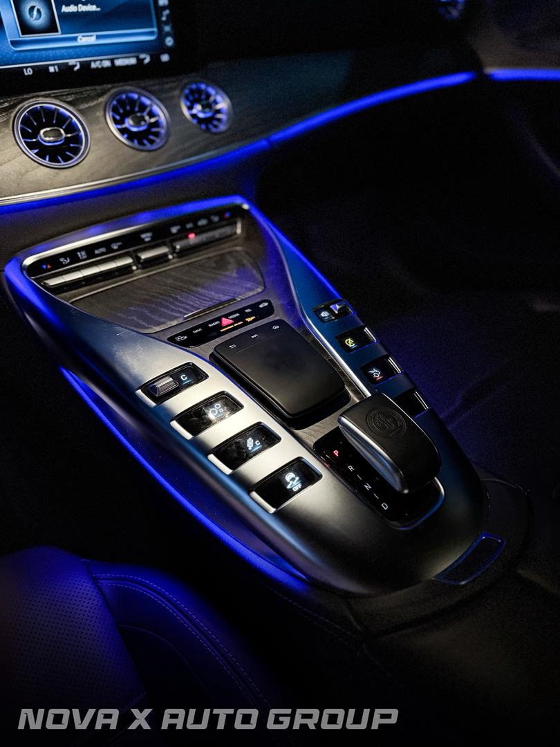 
								2019 Mercedes-Benz AMG GT43 4-Door 4Matic PLUS full									