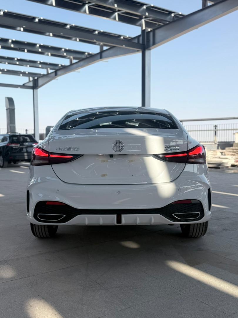 
								2025 MG5 180DVVT full									