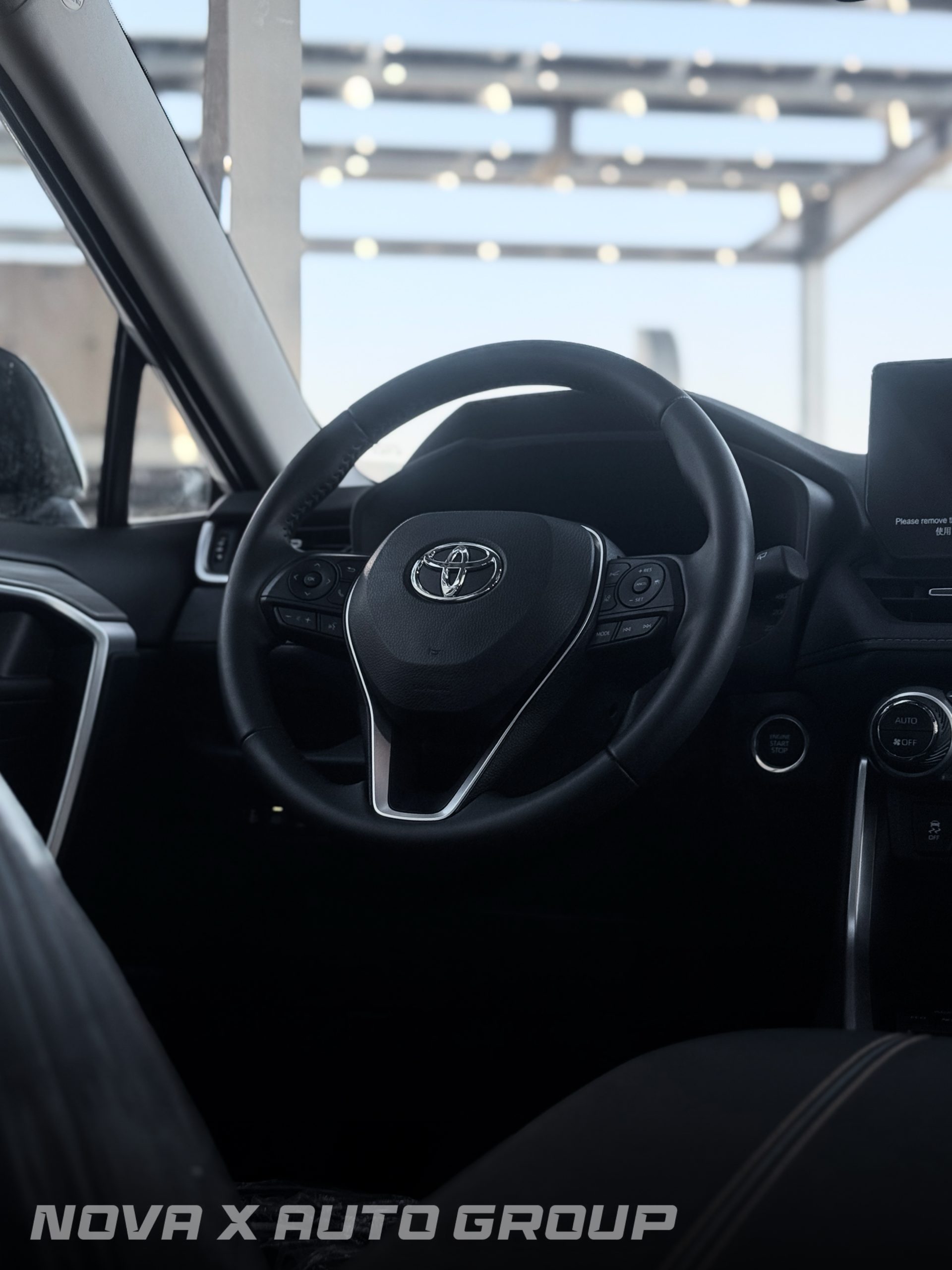 
								2024 Toyota RAV4 2.0L CVT 2WD Fashion Plus Edition full									