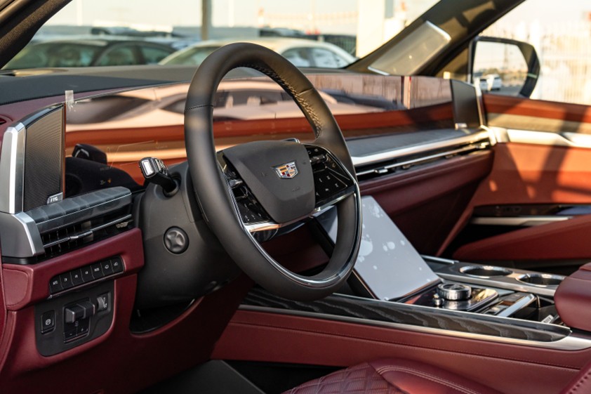 
								2025 Cadillac Escalade Sport 4WD full									