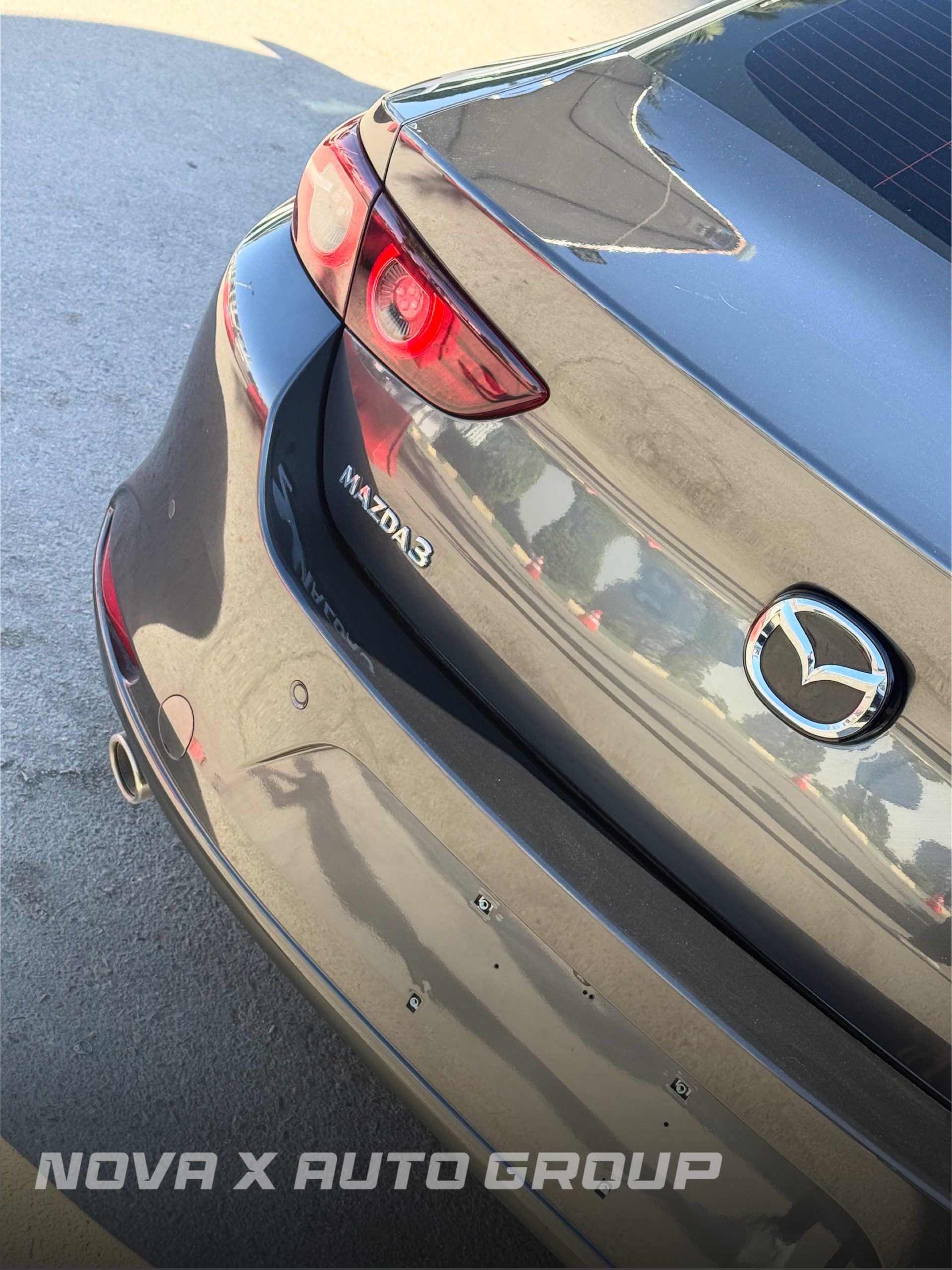
								2025 Mazda Zoom 3 full									