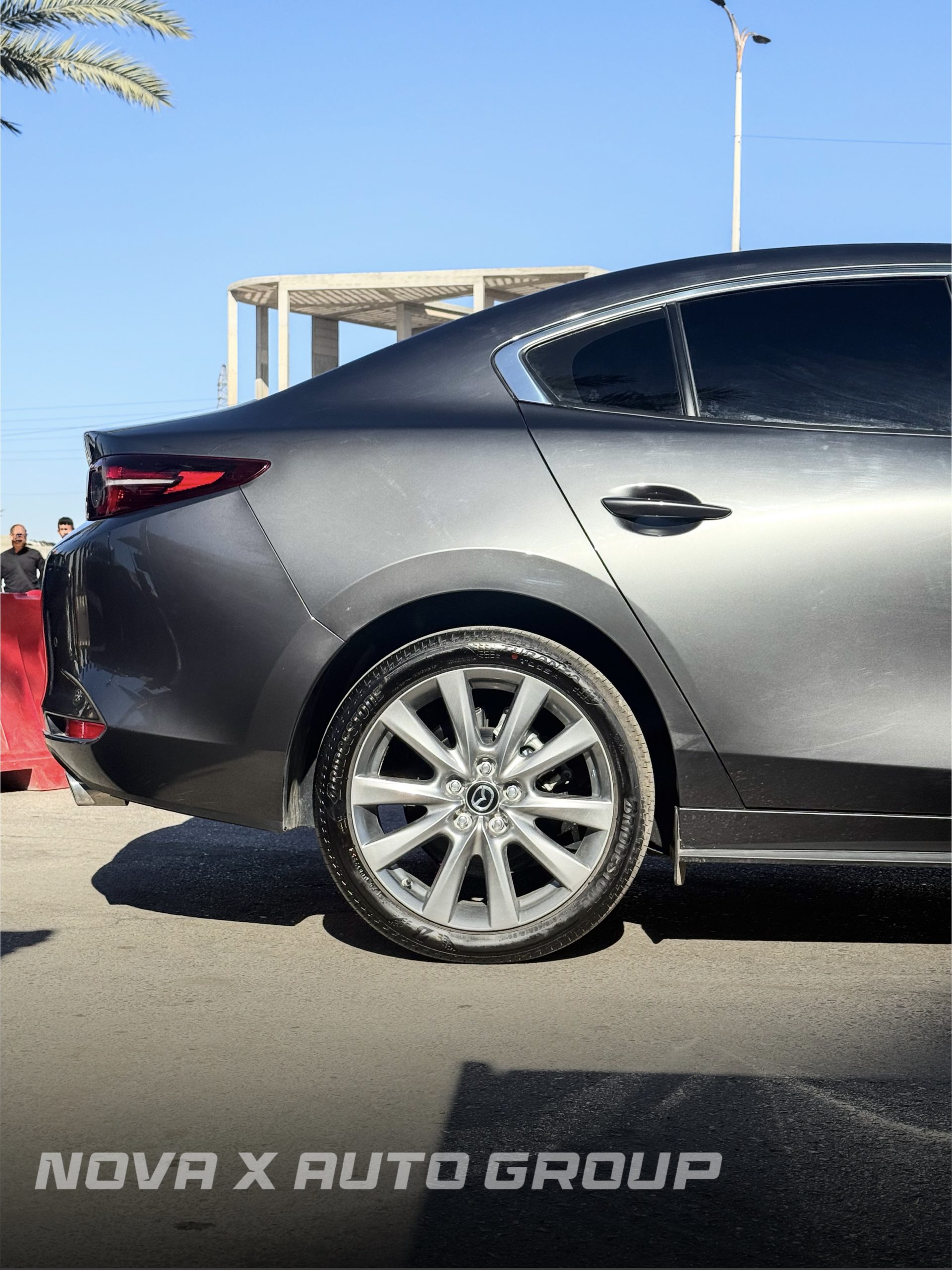 
								2025 Mazda Zoom 3 full									